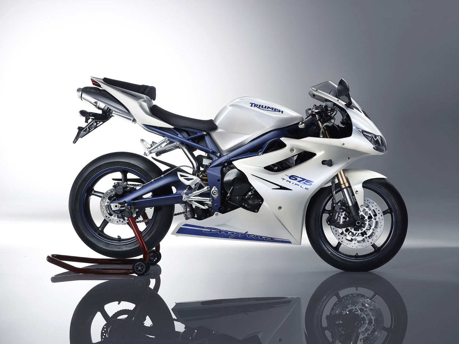 Fairings 2009-2012 Triumph Daytona 675 White Blue Daytona Generic