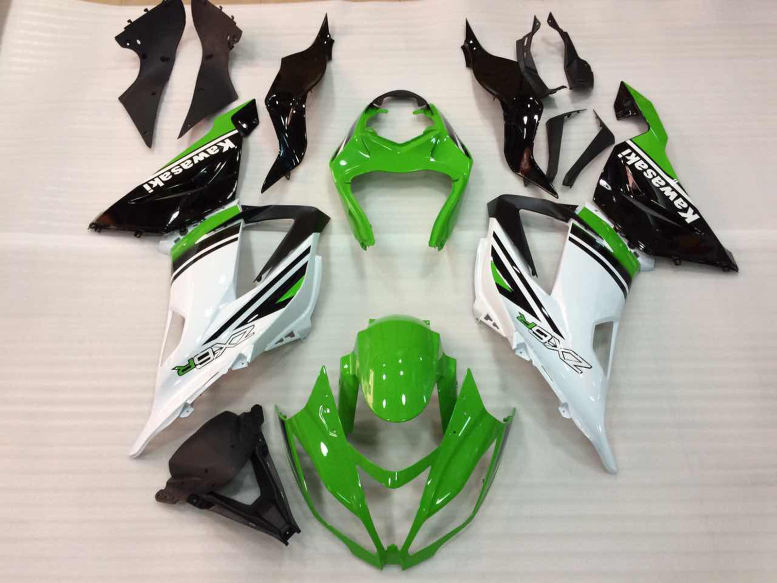 Fairings 2013-2018 Plastics Kawasaki ZX6R 636 Green White Ninja Generic